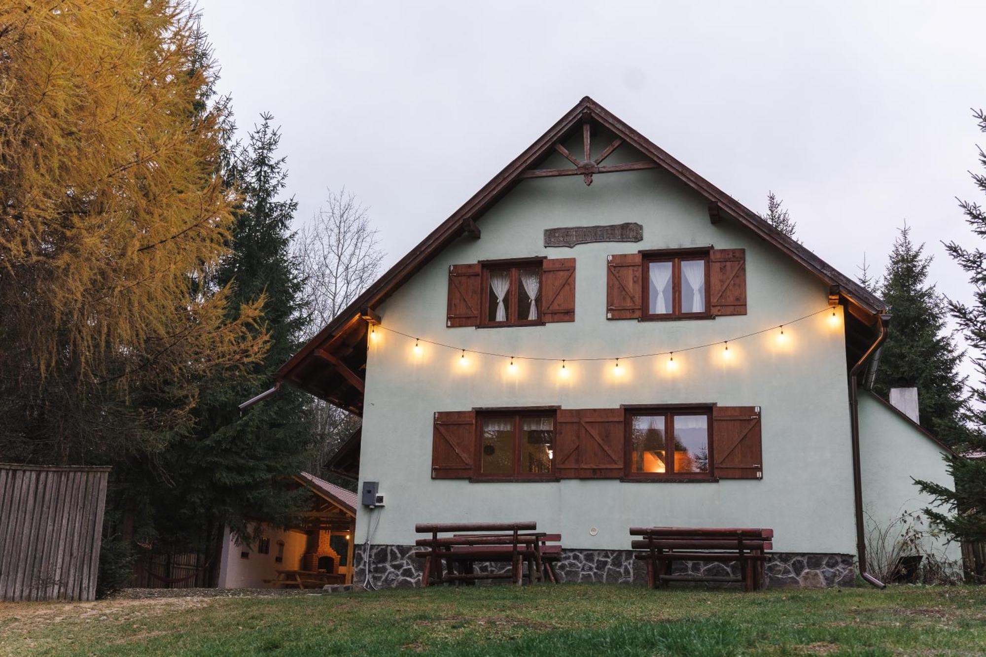Csaloka Kulcsoshaz Villa Харгита-Бай Екстериор снимка